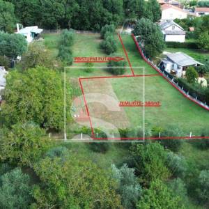 Građevinsko zemljište na mirnoj lokaciji - Loborika 