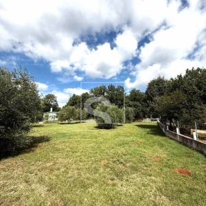 Građevinsko zemljište na mirnoj lokaciji - Loborika 