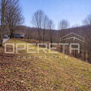 Građevinsko zemljište sa šumom, Benkovac Fužinski, 4.726 m2