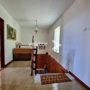 Grižane, obiteljska kuća s otvorenim pogledom