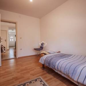 Hrvatska, Šibenik, Skradin – velika kuća s zemljištem, podrumom i mogućnošću dvije stambene jedinice u Dalmaciji