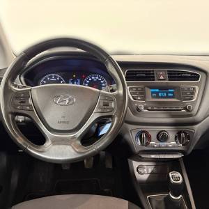 Hyundai i20 1.2 ESSENCE - 3 godine jamstva