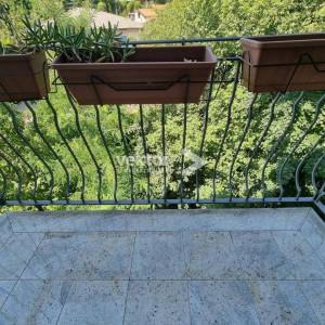 Ičići, dvoetažni stan s pogledom na more, 500 m od plaže