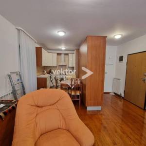 Ičići, dvoetažni stan s pogledom na more, 500 m od plaže