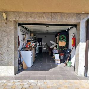 Ičići – Jednosoban stan s dnevnim boravkom, pogledom na more i garažom