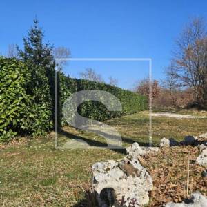 Idealno zemljište na izvrsnoj poziciji