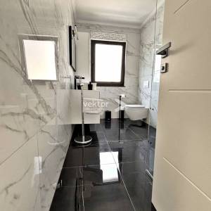 Ika, Opatija, okolica, moderna kuća s bazenom i pogledom na more