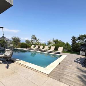 Ika, Opatija, okolica, moderna kuća s bazenom i pogledom na more