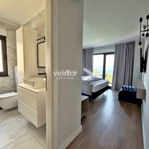 Ika, Opatija, okolica, moderna kuća s bazenom i pogledom na more