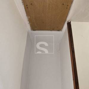 Imanje s Kućom, Konobom i Štalom