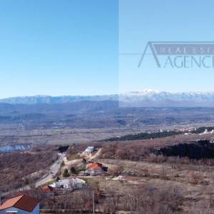 Imotski 900 m2 građevinsko zemljište Vinjani Gornji