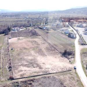 Imotski najam 11430 m2 građevinsko zemljište - dugoročno