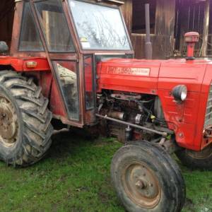 IMT 560 1985 1VLASNIK TVORNIČKO STANJE HITNO 2.600e 0998727193