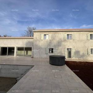 Istarska stancija na prodaju, okolica Grožnjana