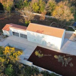 Istarska stancija na prodaju, okolica Grožnjana