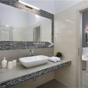 Istarska vila s bazenom i 1.500m2 uređene okućnice