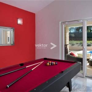 Istarska vila s bazenom i 1.500m2 uređene okućnice