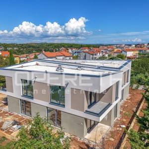 ISTRA, BANJOLE - Stan s vrtom u neposrednoj blizini mora U IZGRADNJI