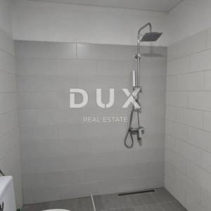 ISTRA, BRTONIGLA - Prostran stan s balkonom i vlastitim parkingom