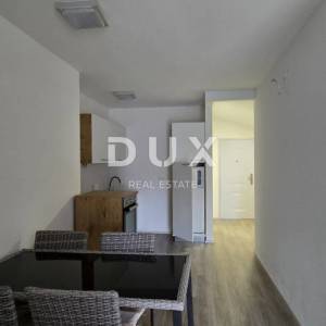 ISTRA, BRTONIGLA - Prostran stan s balkonom i vlastitim parkingom