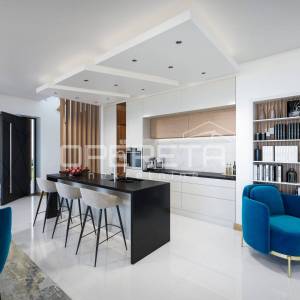 Istra, Kaštelir-urbana vila s pogledom na more
