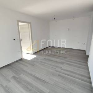 Istra, Ližnjan, 2s+db, lođa, novogradnja