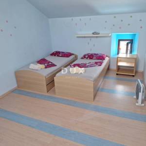 ISTRA, LIŽNJAN – Prodaja kamene kuće u nizu