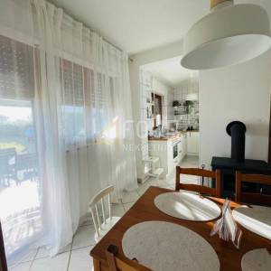 Istra, Marčana - okolica, samostojeća kuća s velikom okućnicom