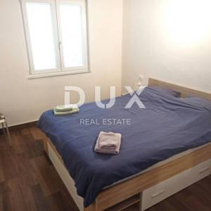 ISTRA, MEDULIN - Prizemnica s parkingom i dvorištem 120 m od plaže