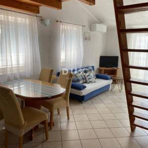 ISTRA, MEDULIN - Studio s galerijom, 450m od mora! 
