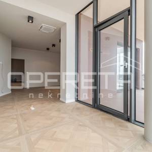 Istra, okolica Poreča – poslovna zgrada