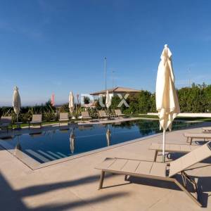 ISTRA, POREČ – Ekskluzivna vila, tri stambene jedinice, luksuz uz more