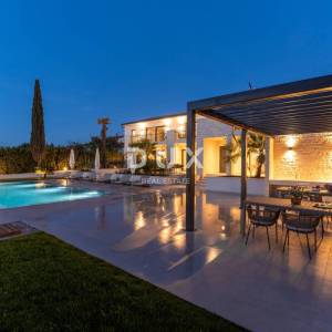 ISTRA, POREČ – Ekskluzivna vila, tri stambene jedinice, luksuz uz more