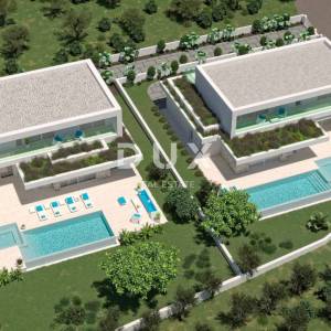 ISTRA, POREČ - Luksuzna moderna vila s bazenom i garažom ispred zelene površine