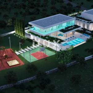 ISTRA, POREČ - Luksuzna moderna vila s bazenom i garažom ispred zelene površine