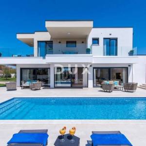 ISTRA, POREČ - Moderna istarska vila s grijanim bazenom, 201m2