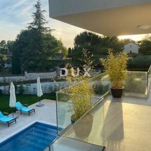 ISTRA, POREČ - Moderna istarska vila s grijanim bazenom, 201m2