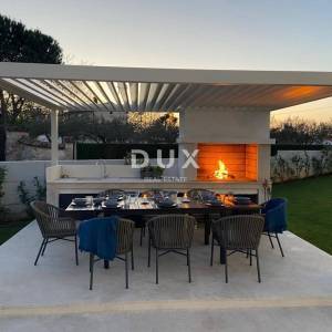 ISTRA, POREČ - Moderna istarska vila s grijanim bazenom, 201m2
