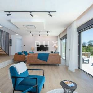 ISTRA, POREČ - Moderna istarska vila s grijanim bazenom, 201m2