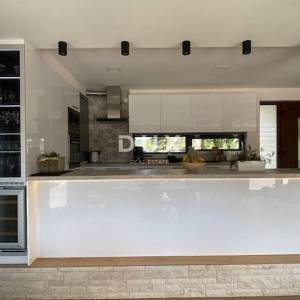 ISTRA, POREČ - Moderna istarska vila s grijanim bazenom, 201m2