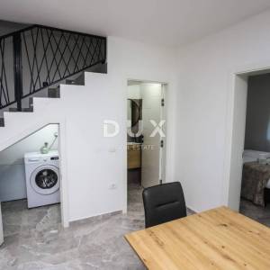 ISTRA, POREČ - Prekrasna kuća s vrtom i bazenom