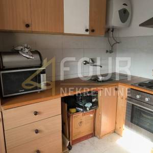 Istra, Pula - centar, 27.34m2, 1skl