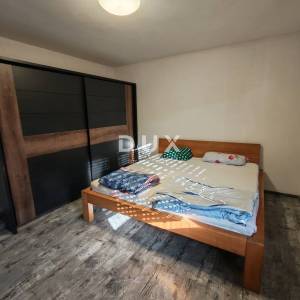 ISTRA, PULA - Samostojeća kuća s okućnicom