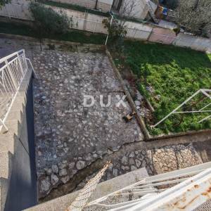 ISTRA, PULA - Samostojeća kuća s okućnicom