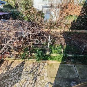 ISTRA, PULA - Samostojeća kuća s okućnicom