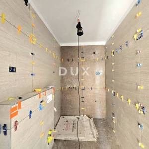 ISTRA, PULA, VALDEBEK - 2SS+DB penthouse s prostranom terasom i otvorenim pogledom na grad i zelenilo
