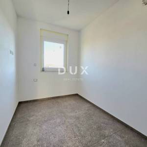 ISTRA, PULA, VALDEBEK - 2SS+DB penthouse s prostranom terasom i otvorenim pogledom na grad i zelenilo