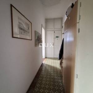 ISTRA, ROVINJ - Stan s povijesnim karakterom 300 m od mora