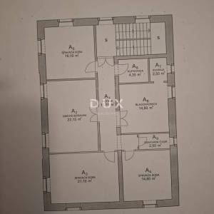 ISTRA, ROVINJ - Stan s povijesnim karakterom 300 m od mora