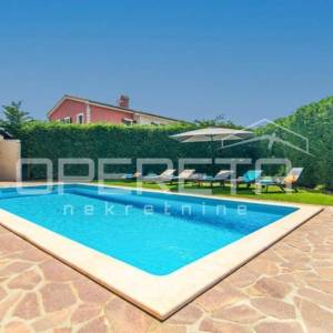 Istra, Svetvinčenat, dugoročni najam vile sa bazenom, 4 spavaće sobe